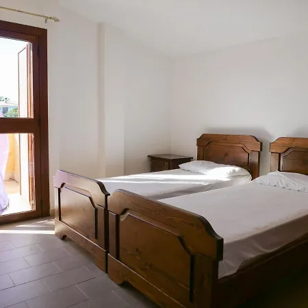 Enorme Casa Vacanza 10 Posti Letto 200m Spiaggia Ferienhaus Budoni