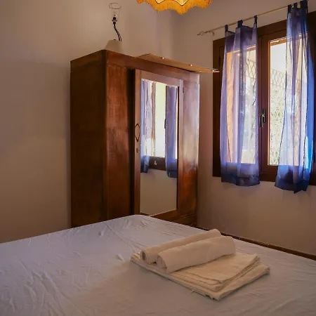 Enorme Casa Vacanza 10 Posti Letto 200m Spiaggia * Budoni